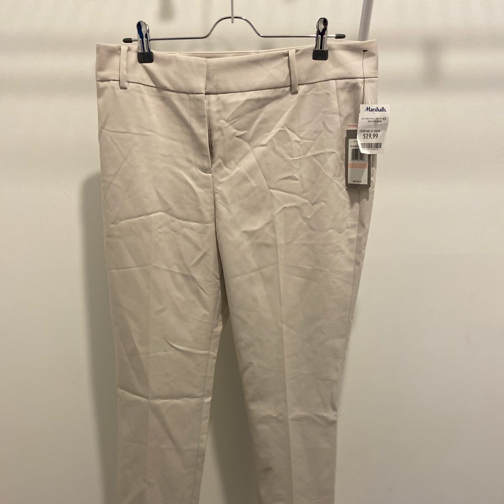 NWT Chaus light tan trousers size 10